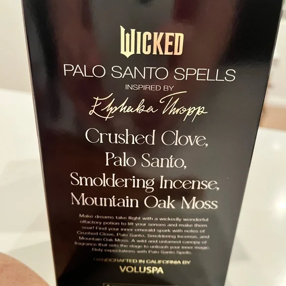 New Voluspa Wicked Palo Santo reed diffuser - Picture 4 of 4